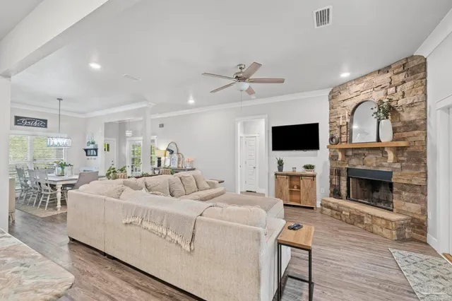 $925,000 | 6808 Santa Clara Drive, Navarre, FL 32566