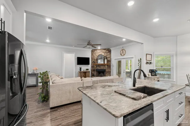 $925,000 | 6808 Santa Clara Drive, Navarre, FL 32566