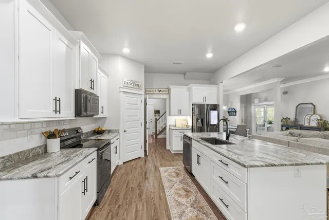 $925,000 | 6808 Santa Clara Drive, Navarre, FL 32566