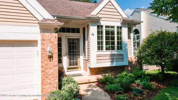$360,000 | 24 Aviemore Drive, Mason, MI 48854
