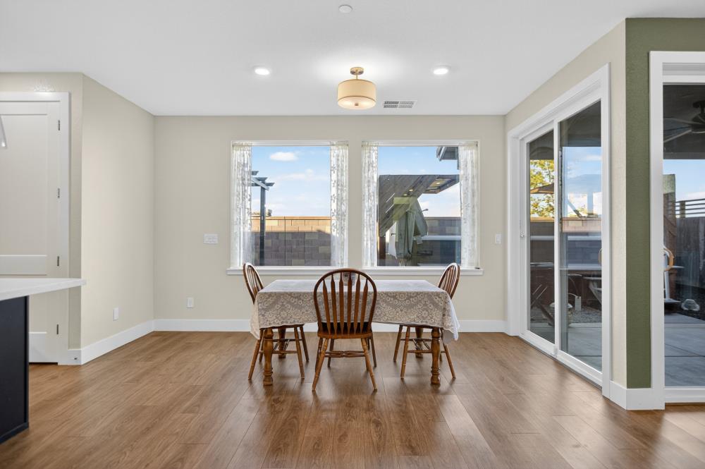 12086 Mircado Way Rancho Cordova, CA 95742 - Photo 23 of 84