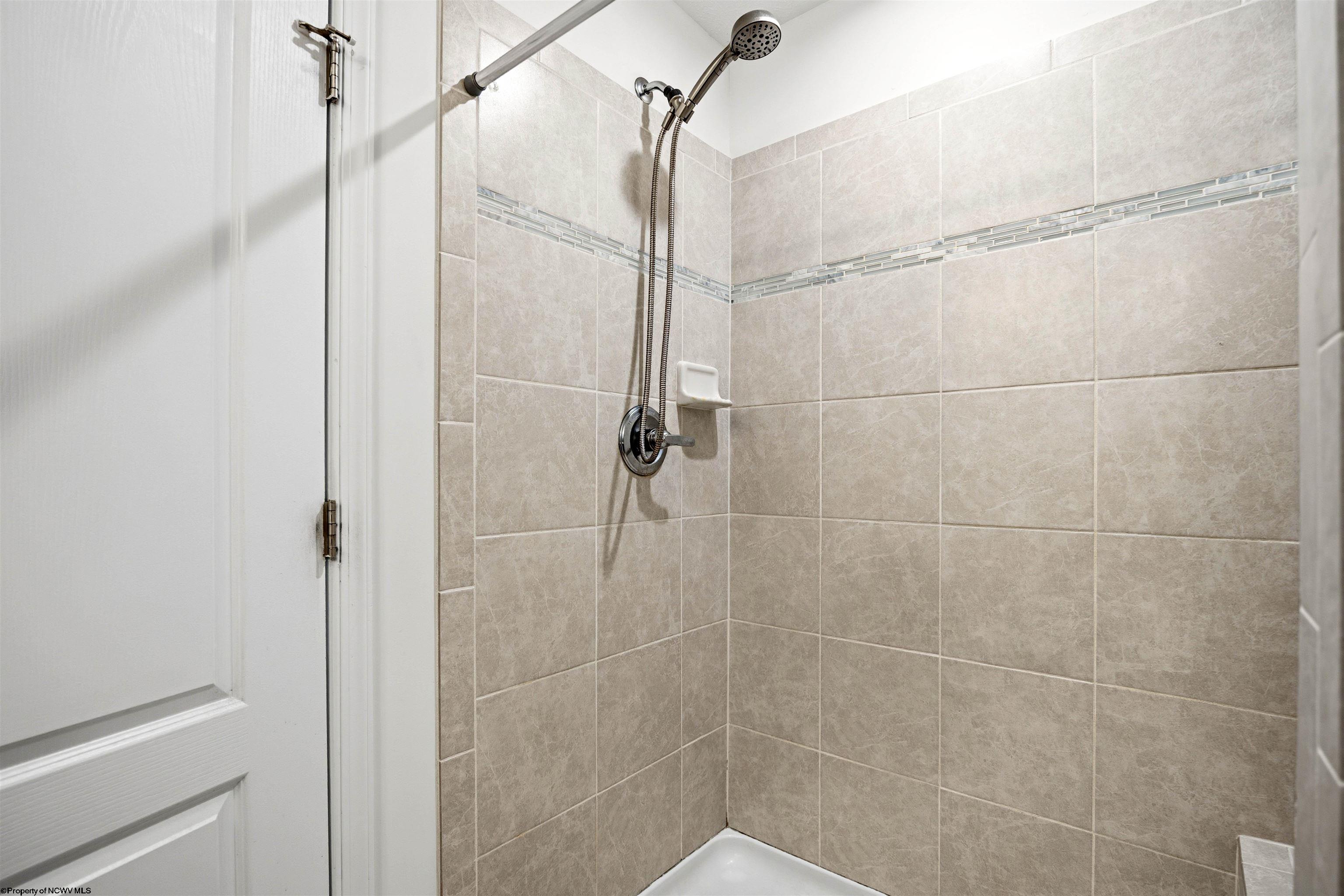 111 Inlet Street Morgantown, WV 26508 - Photo 27 of 43 Gallery Image 27