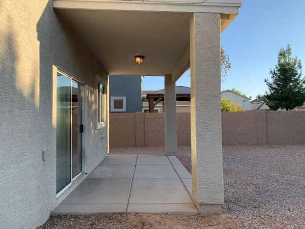 $1,950 | 1408 South 122nd Avenue, Avondale, AZ 85323