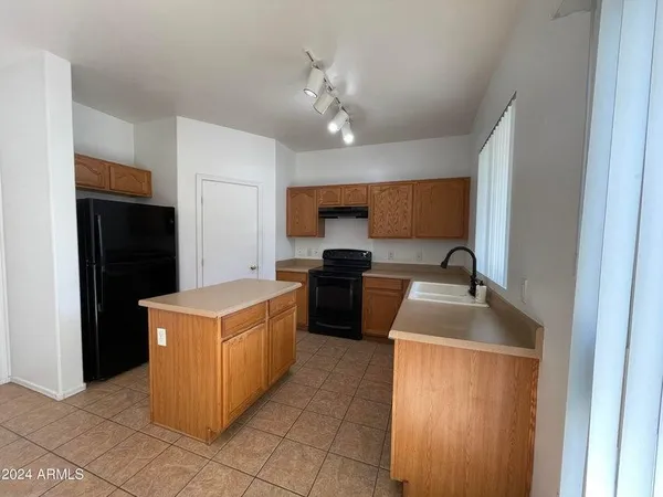 $1,950 | 1408 South 122nd Avenue, Avondale, AZ 85323