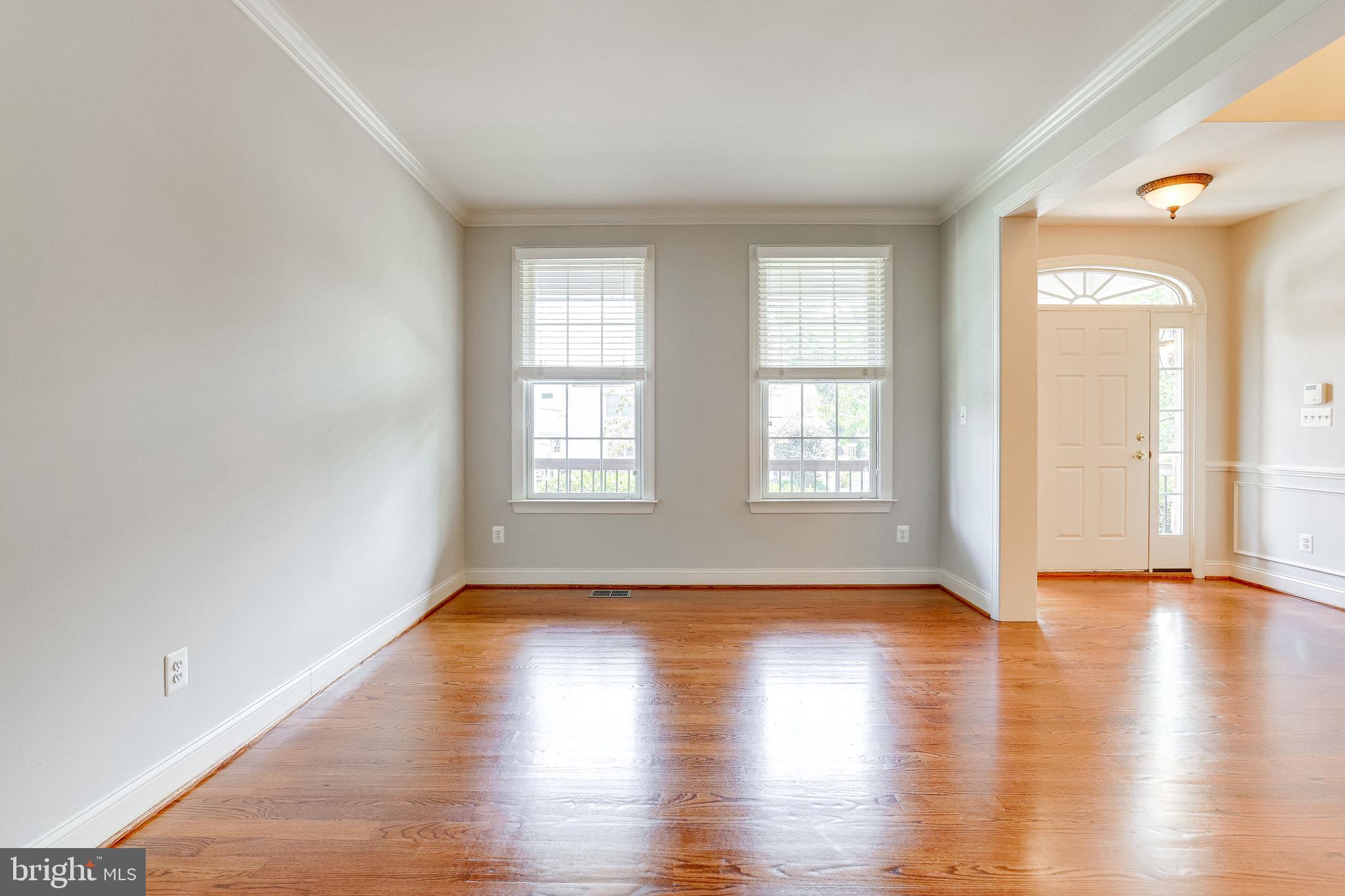 6817 19th Road North Arlington, VA 22213 - Photo 8 of 85 Gallery Image 8