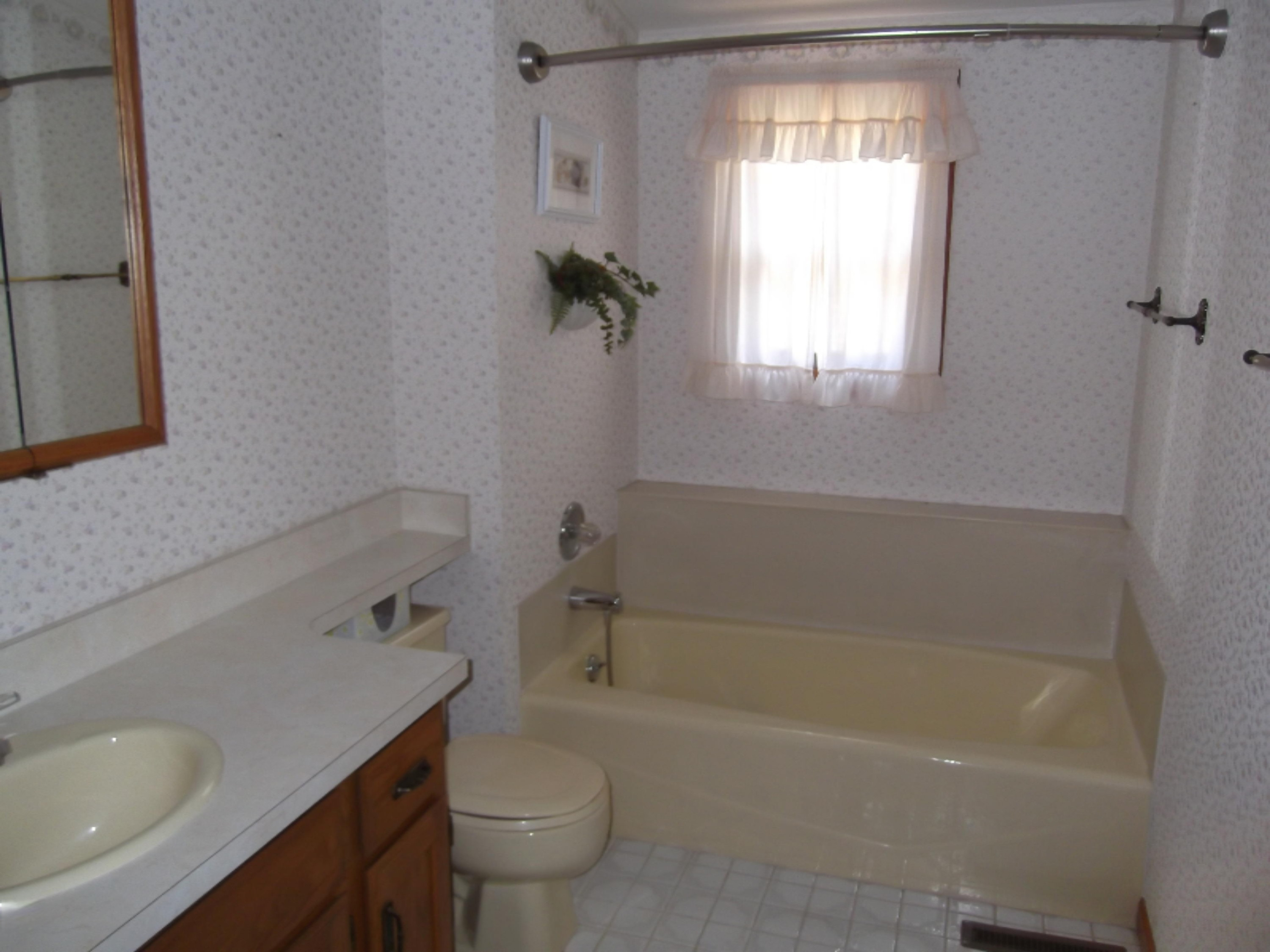 2878 Debaker Road Muskegon, MI 49444 - Photo 15 of 17 DSCF0200