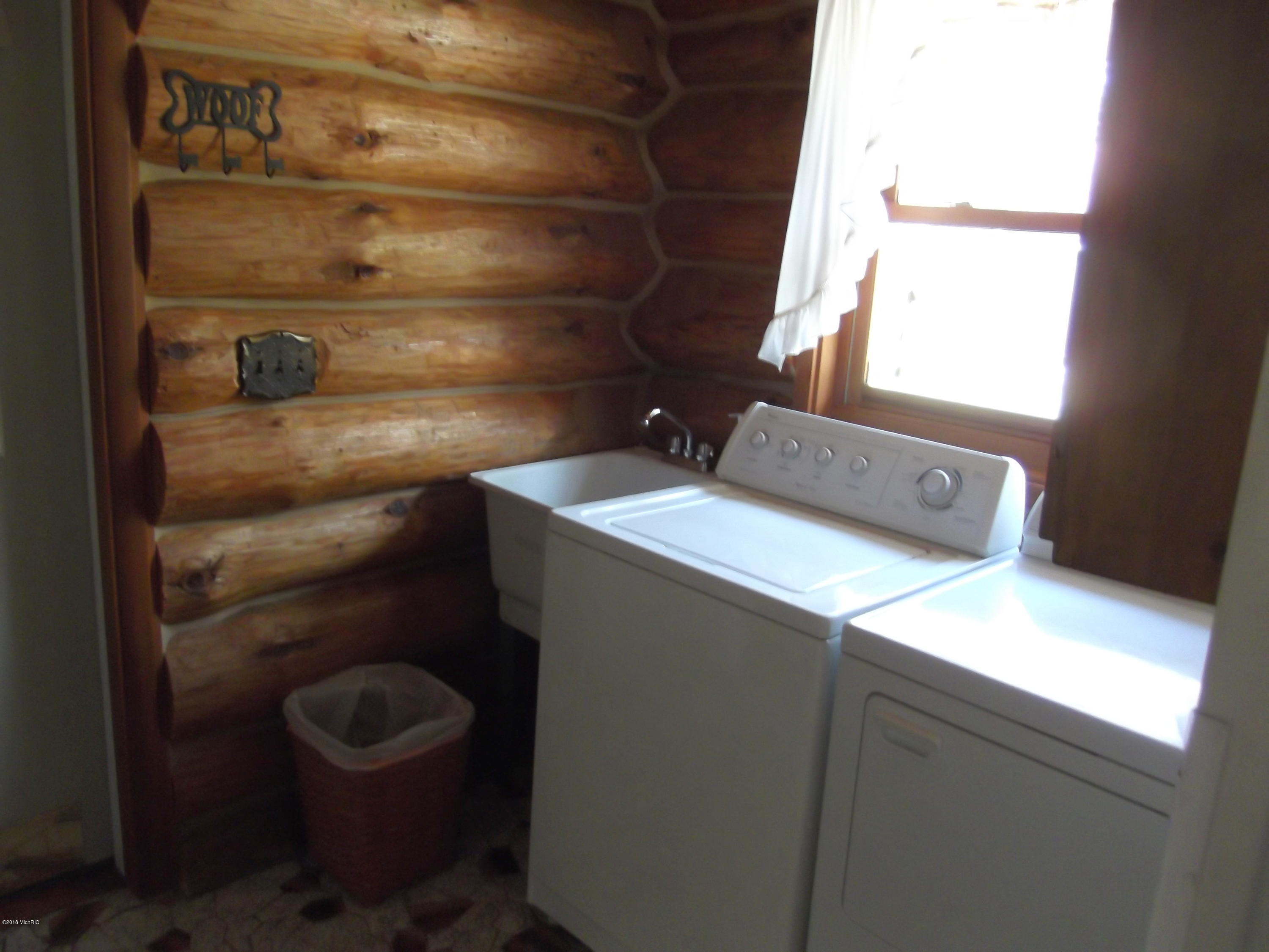 2878 Debaker Road Muskegon, MI 49444 - Photo 10 of 17 Edited6