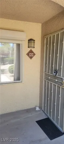 $1,800 | 7885 West Flamingo Road, Unit 1010, Las Vegas, NV 89147