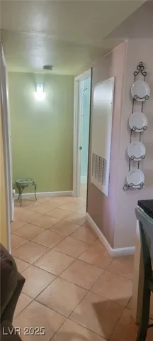 $1,800 | 7885 West Flamingo Road, Unit 1010, Las Vegas, NV 89147