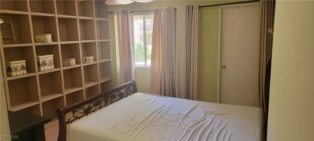 $1,800 | 7885 West Flamingo Road, Unit 1010, Las Vegas, NV 89147