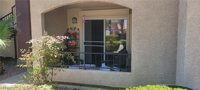 $1,800 | 7885 West Flamingo Road, Unit 1010, Las Vegas, NV 89147