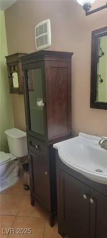 $1,800 | 7885 West Flamingo Road, Unit 1010, Las Vegas, NV 89147