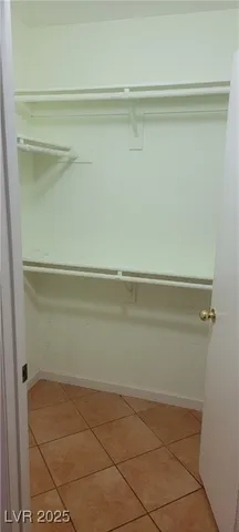 $1,800 | 7885 West Flamingo Road, Unit 1010, Las Vegas, NV 89147