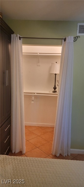 7885 West Flamingo Road, Unit 1010 Las Vegas, NV 89147 - Photo 29 of 32 View of closet