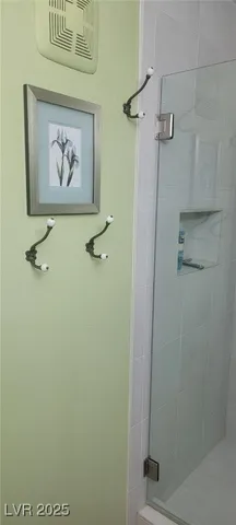 $1,800 | 7885 West Flamingo Road, Unit 1010, Las Vegas, NV 89147