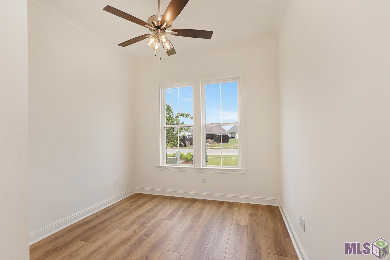 4451 Camargue Avenue Baton Rouge, LA 70820 - Photo 22 of 26 Guest Bedroom