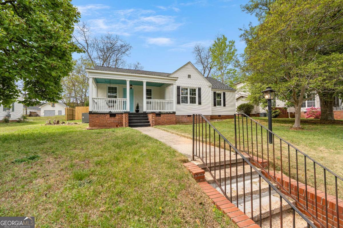 213 N Street Southwest Thomaston, GA 30286 - Photo 3 of 41