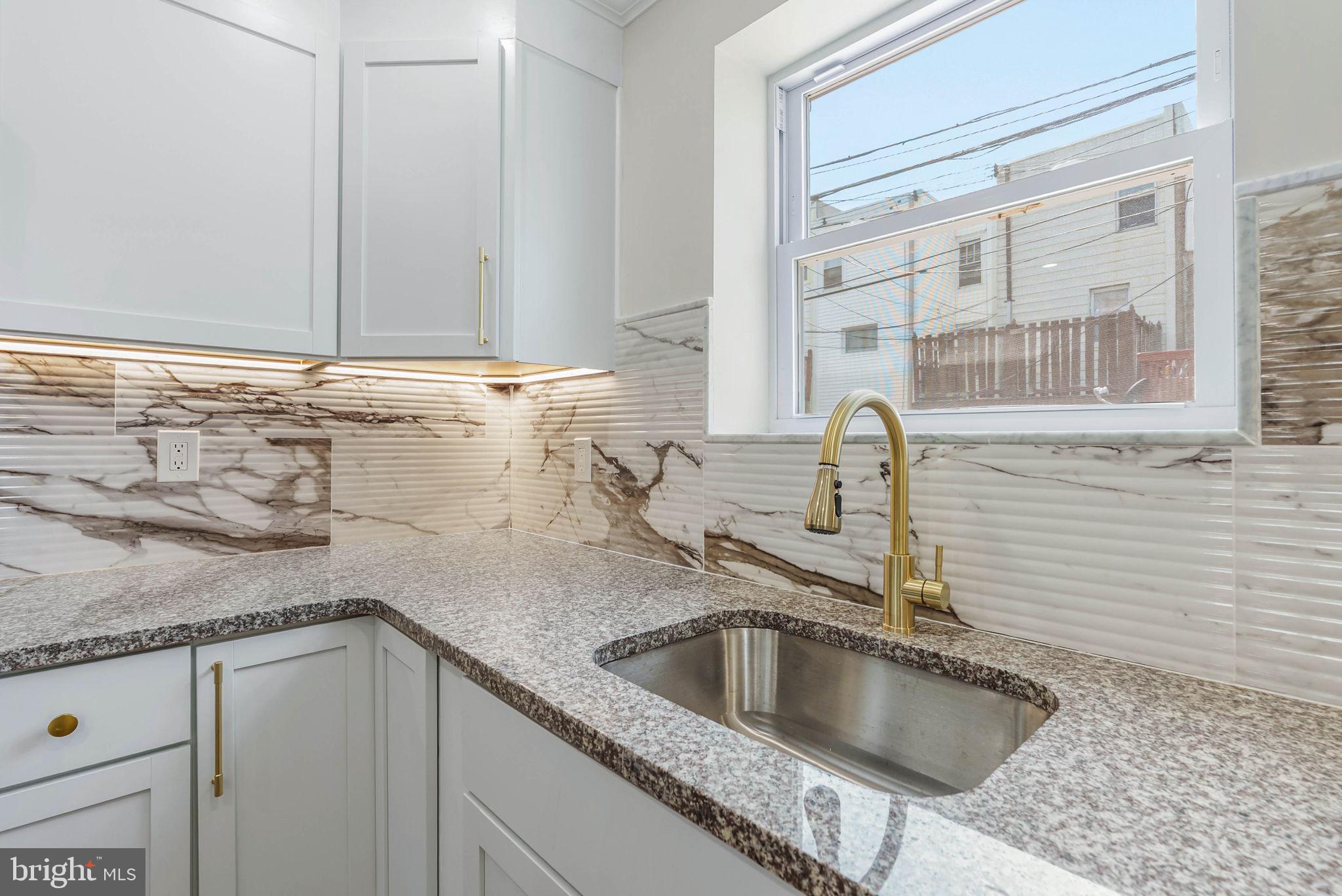 436 Timberlake Road Upper Darby, PA 19082 - Photo 11 of 29