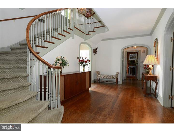 451 Moreno Road Wynnewood, PA 19096 - Photo 3 of 25 Foyer