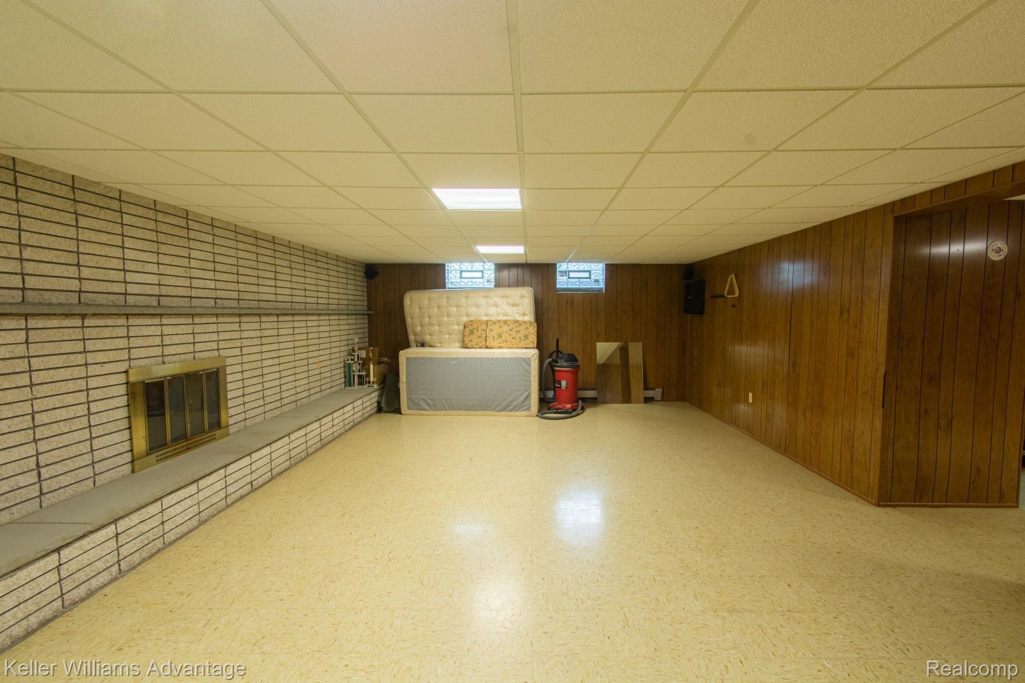 9460 Warner Road Saline, MI 48176 - Photo 22 of 39 9046 Warner-Basement 2.jpg
