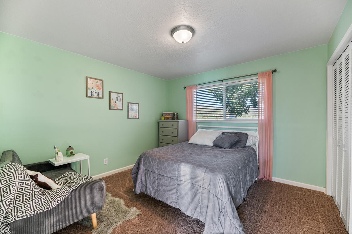 2795 Ball Road Eagle Point, OR 97524 - Photo 10 of 30 15 Northbrook Rd, Spring Valley, NY_13