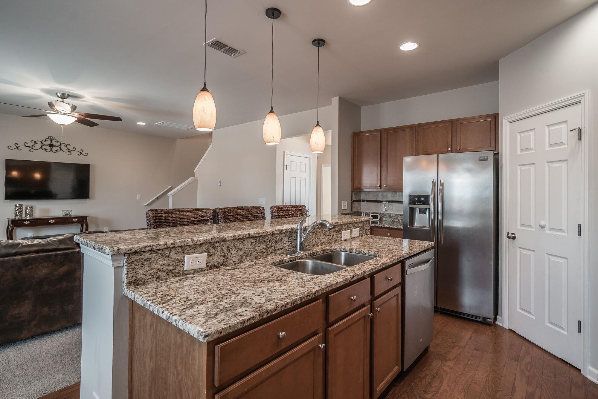 1044 Merrick Road Hendersonville, TN 37075 - Photo 4 of 27 a kitchen with a counter space cabinets and appliances