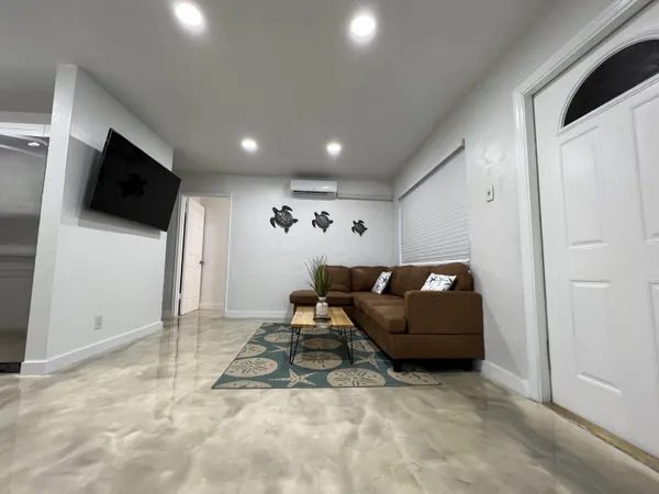 $3,250 | 2648 Northeast 15th Terrace, Pompano Beach, FL 33064