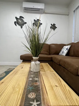 $3,250 | 2648 Northeast 15th Terrace, Pompano Beach, FL 33064