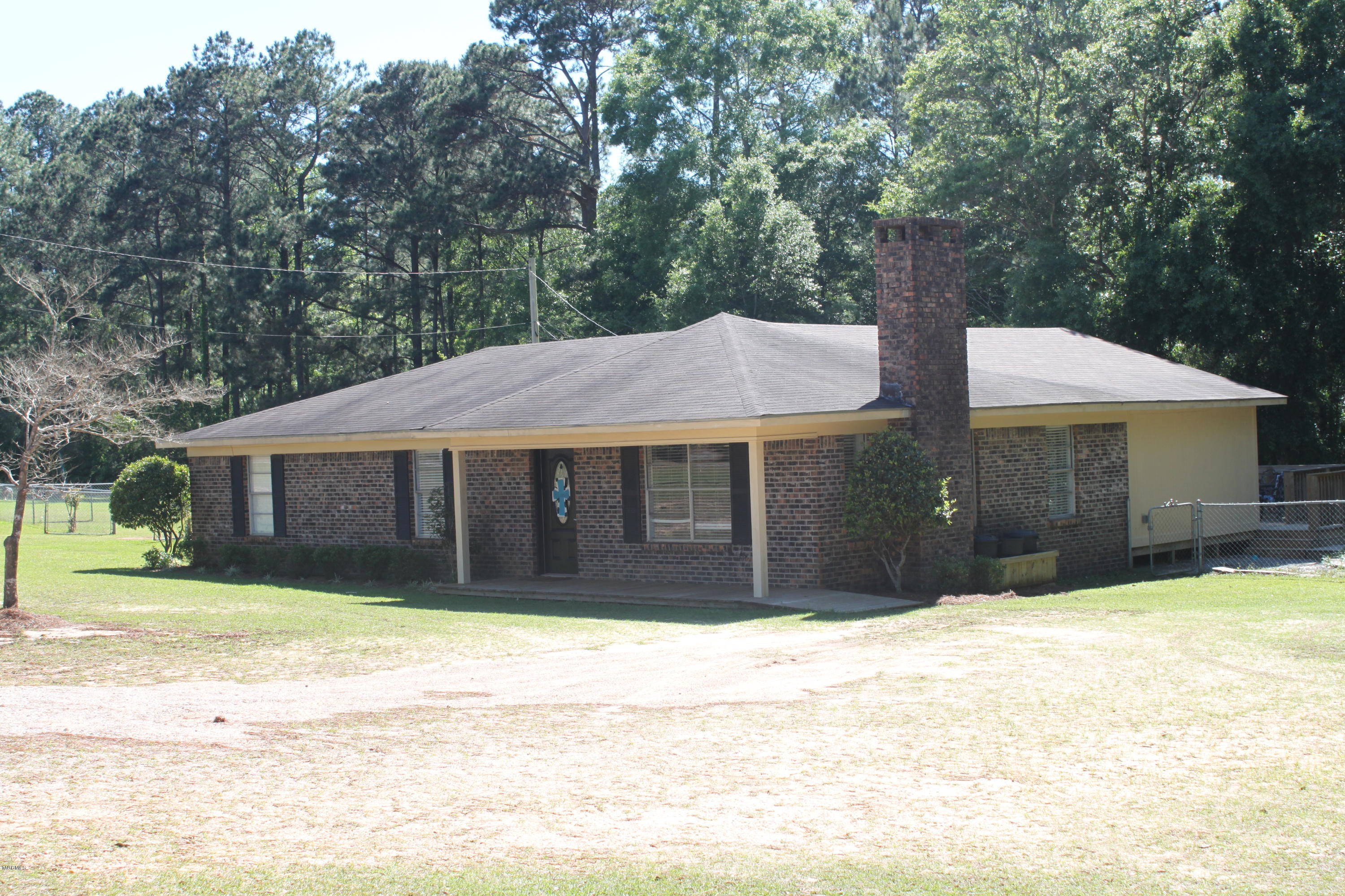 137 Inland Beach Road Lucedale, MS 39452 - Photo 1 of 21 IMG_4125