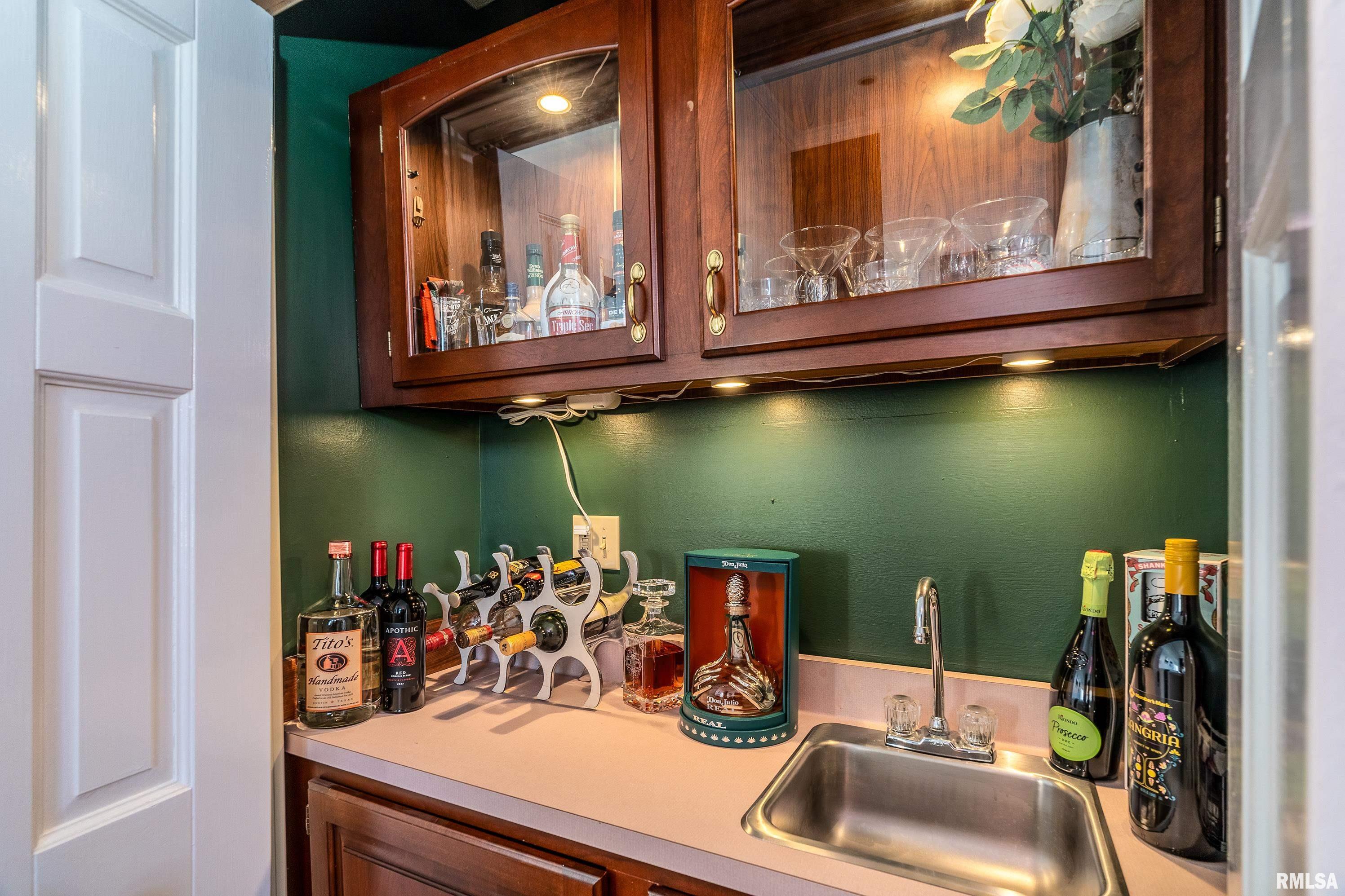 205 Dinah Lane Marion, IL 62959 - Photo 14 of 56