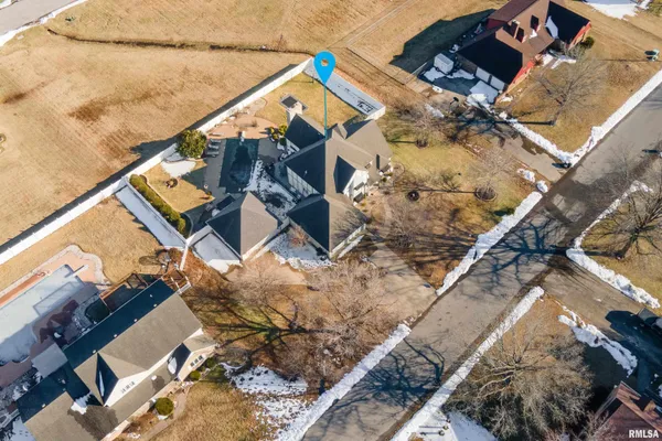 $468,000 | 205 Dinah Lane, Marion, IL 62959