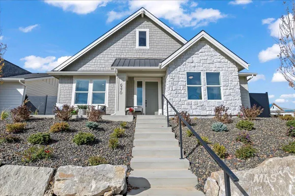 $584,900 | 6370 North Barholm Lane, Eagle, ID 83616
