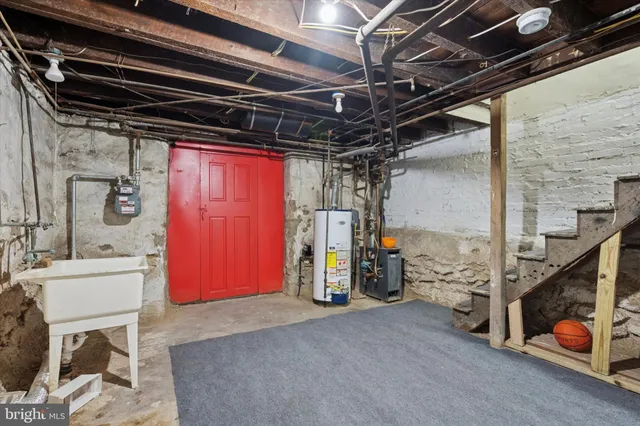 $200,000 | 2539 Ann Street, Philadelphia, PA 19134