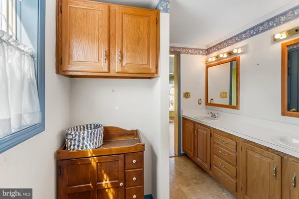 $214,900 | 229 Horseshoe Drive, Chadds Ford, PA 19317