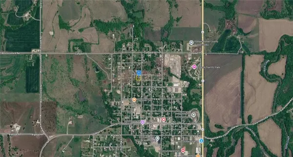 $32,999 | 407 North 2nd Street, Westmoreland, KS 66549