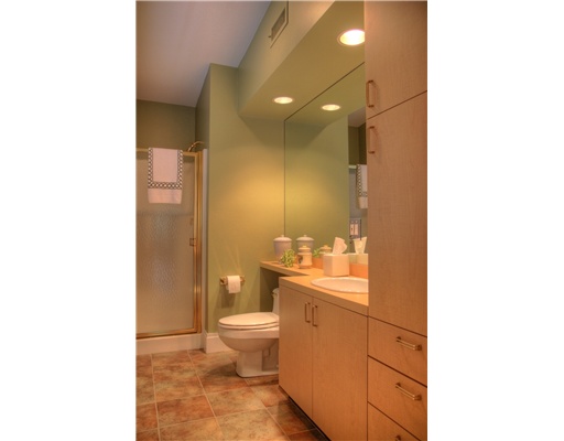 34 Old Tannery Road Providence, RI 02906 - Photo 13 of 20 Bathroom.