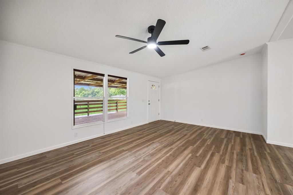 917 Green Blackman Road Kilgore, TX 75662 - Photo 7 of 25