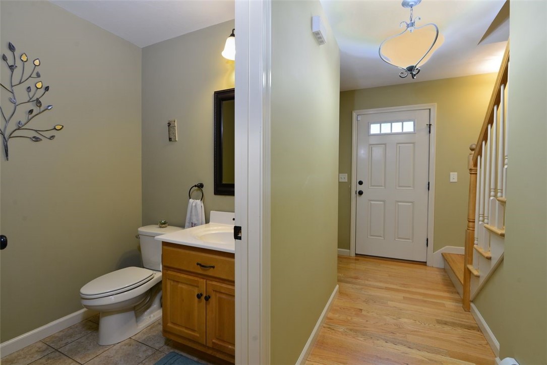 341 Ledge Road Killingly, CT 06241 - Photo 10 of 27