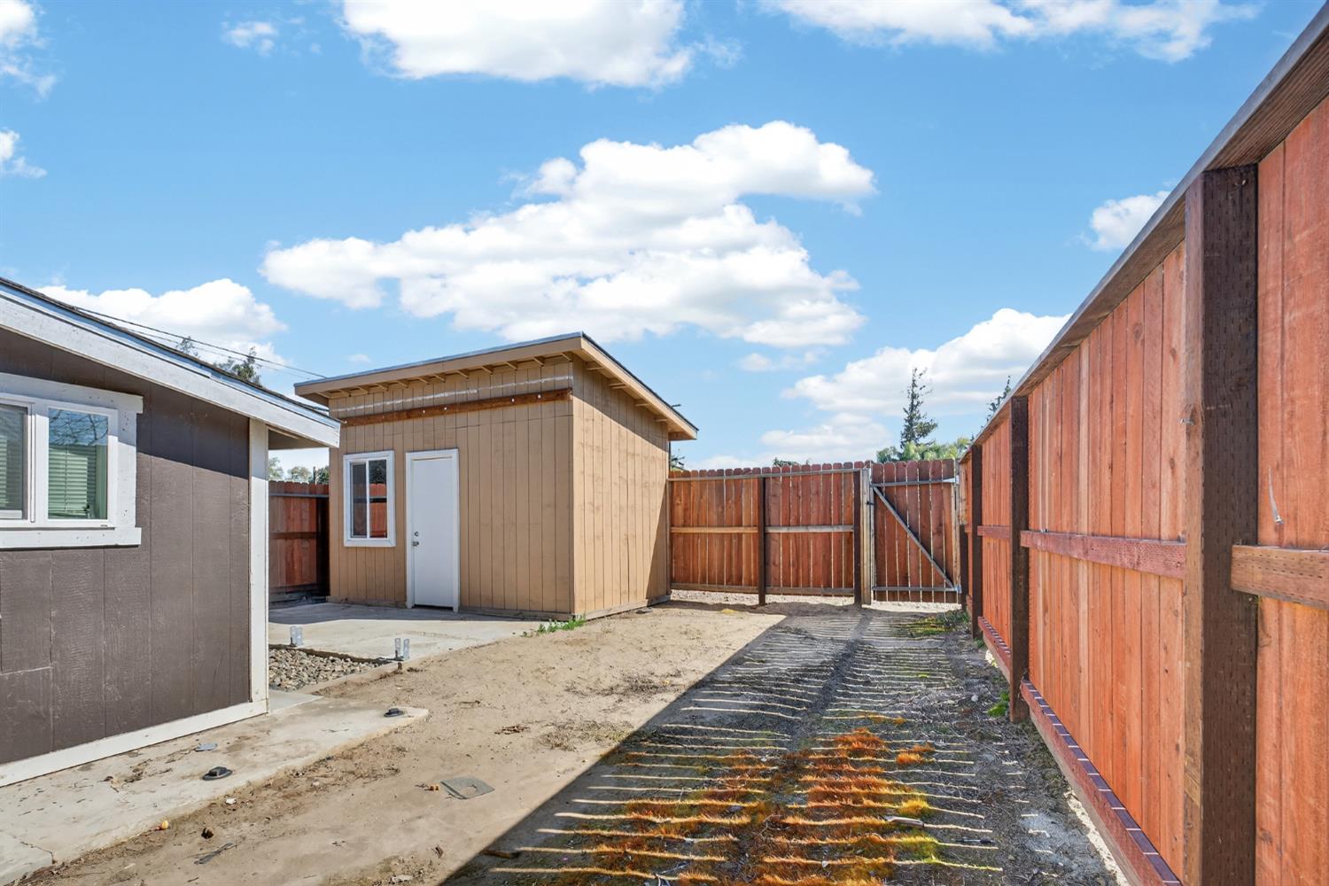 2504 Paradise Road Modesto, CA 95358 - Photo 8 of 14 a view of a backyard