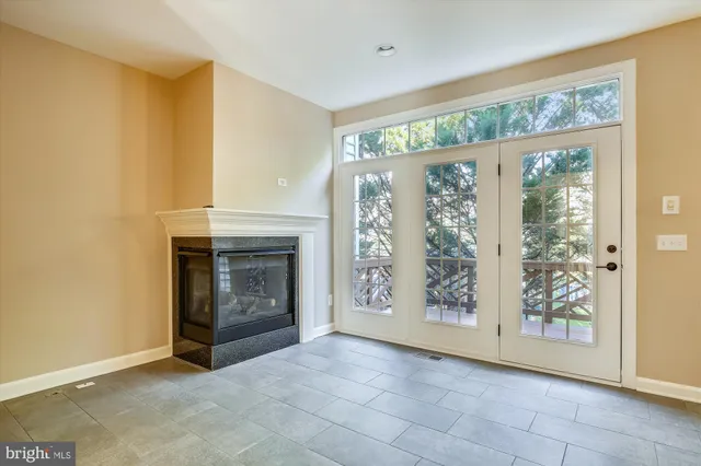 $6,500 | 707 Hawkins Way, Alexandria, VA 22314