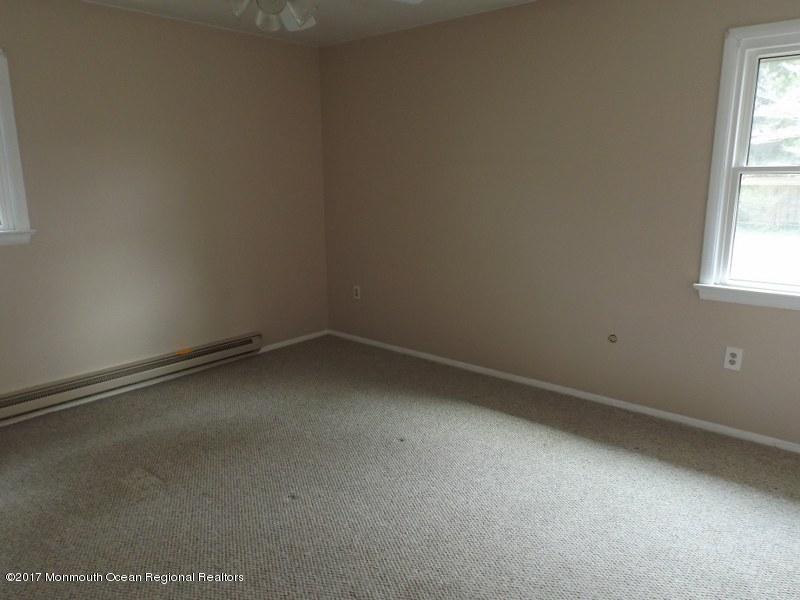 13 Reno Court Barnegat, NJ 08005 - Photo 14 of 18 DSCF1518_800x600