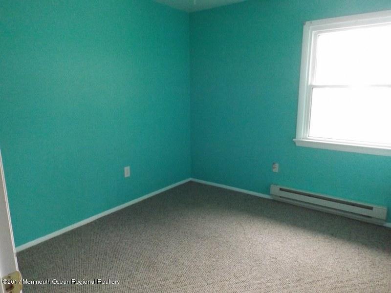 13 Reno Court Barnegat, NJ 08005 - Photo 10 of 18 DSCF1506_800x600