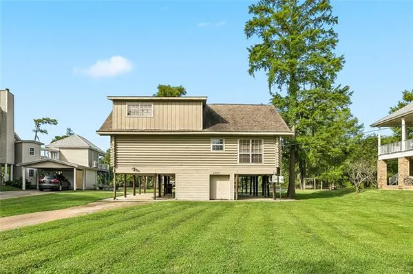 $400,000 | 69037 River Bend Drive, Covington, LA 70433