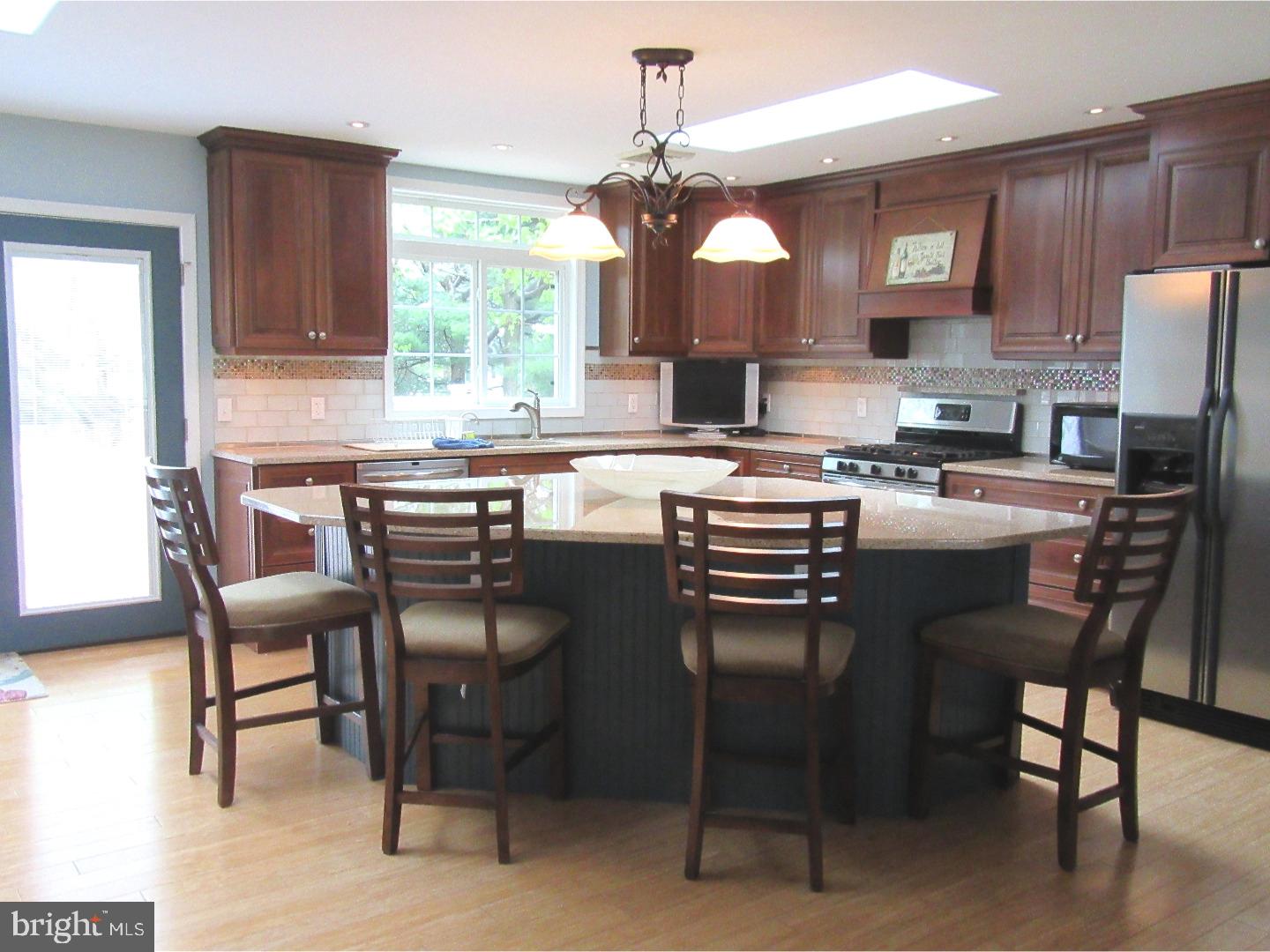 1105 Banes Road Southampton, PA 18966 - Photo 2 of 20 Gallery Image 2