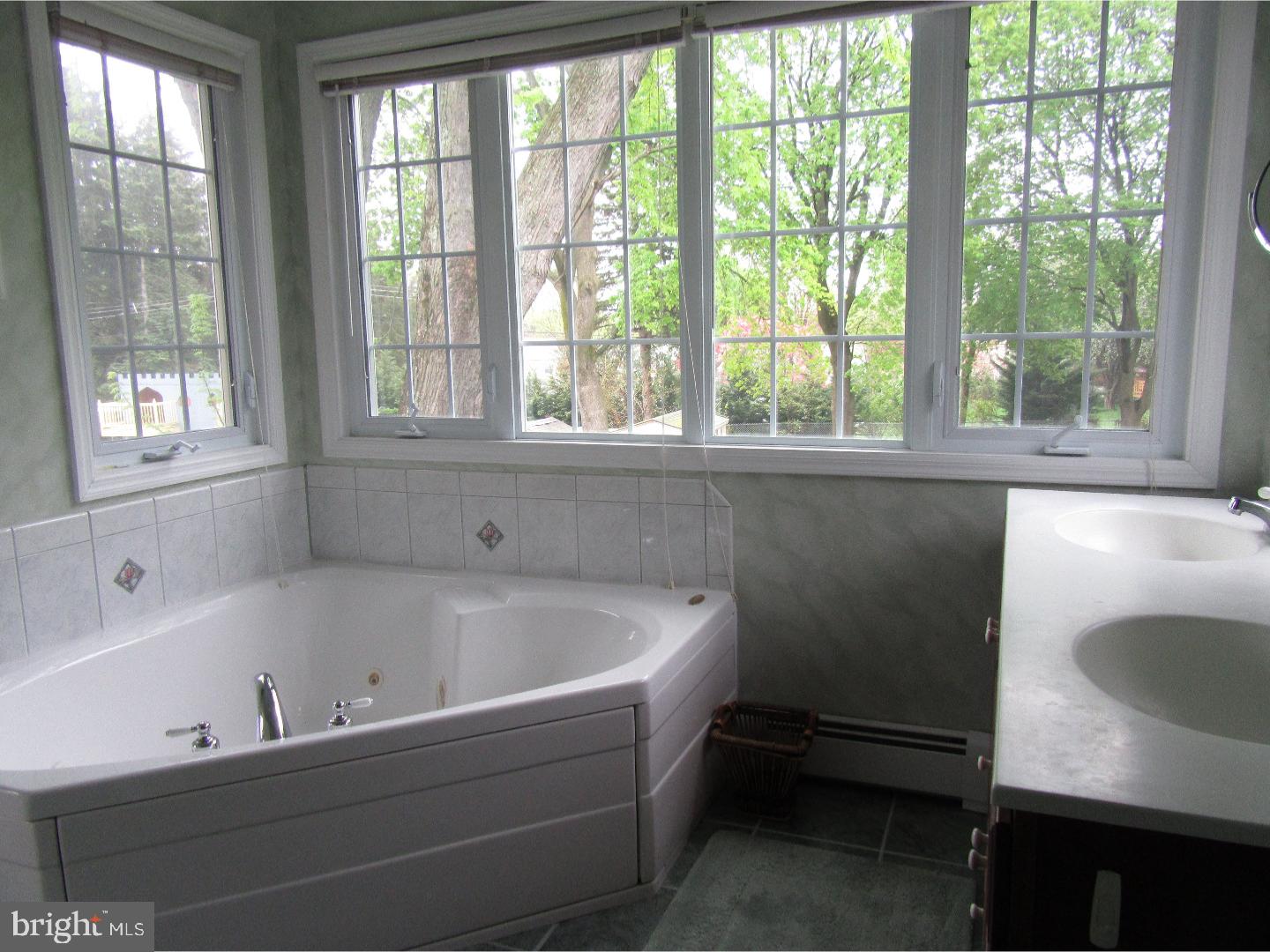 1105 Banes Road Southampton, PA 18966 - Photo 8 of 20 Gallery Image 8