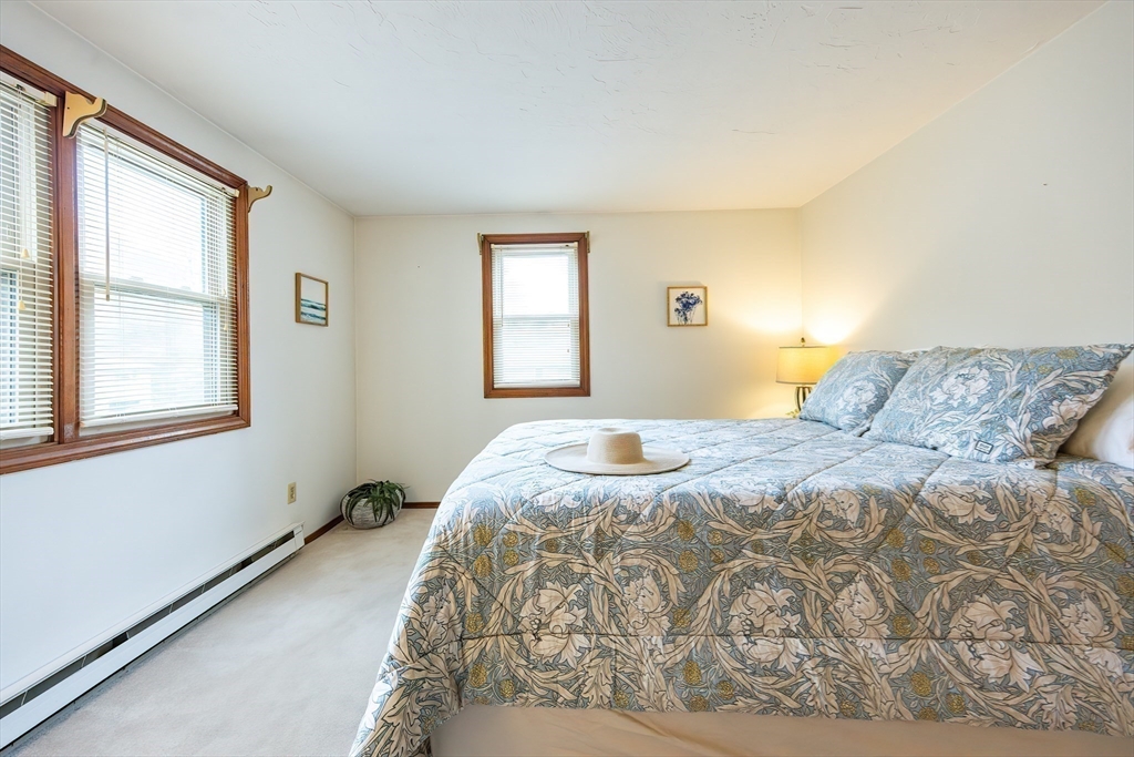 37 Sutton Road Millbury, MA 01527 - Photo 12 of 22