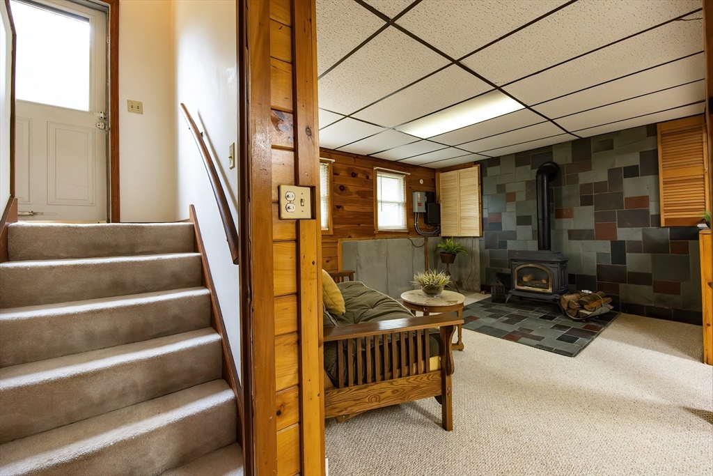 37 Sutton Road Millbury, MA 01527 - Photo 17 of 22