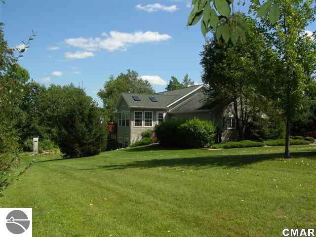 3471 South Coldwater Road Mount Pleasant, MI 48858 - Photo 5 of 25 1774012-4.JPG