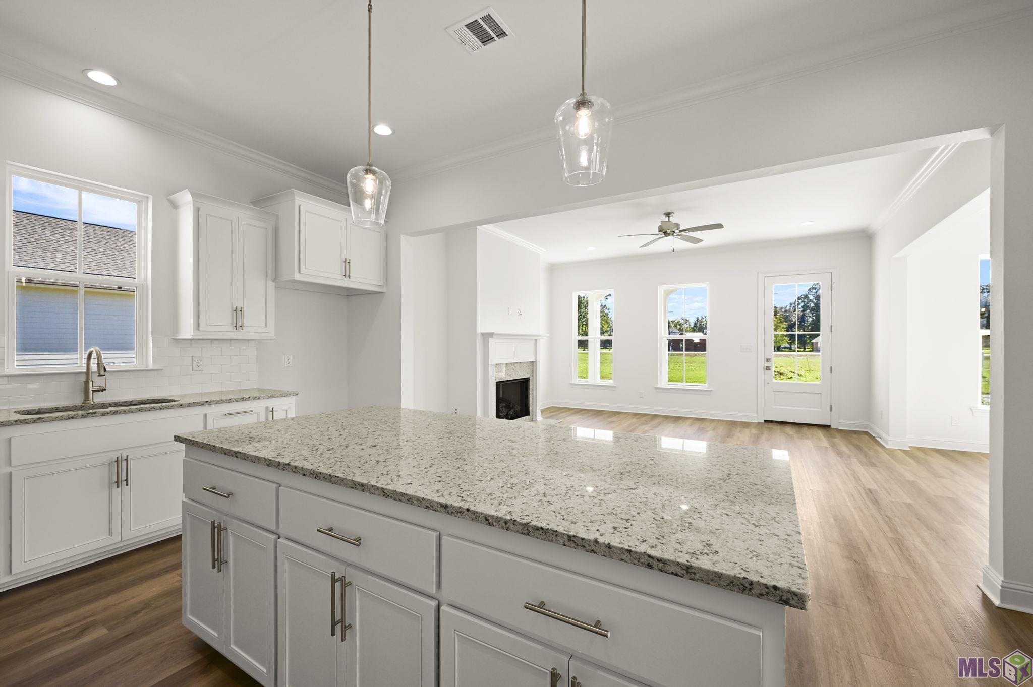 14451 Spalding Way Baton Rouge, LA 70817 - Photo 13 of 26