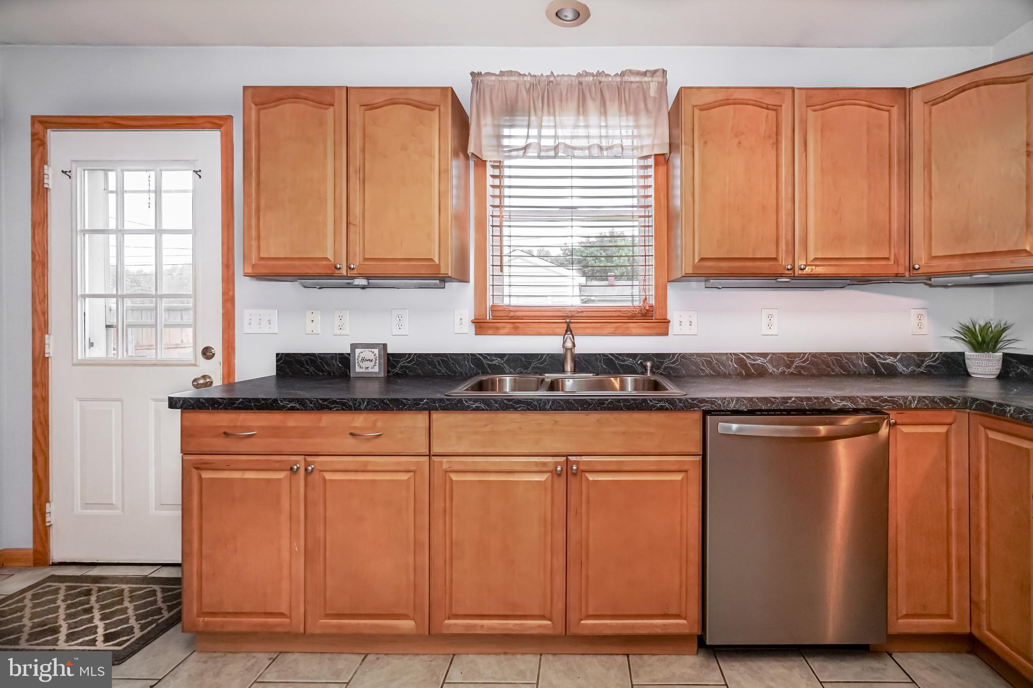8 Leedom Road Elkton, MD 21921 - Photo 8 of 21 CERAMIC TILE FLOORING